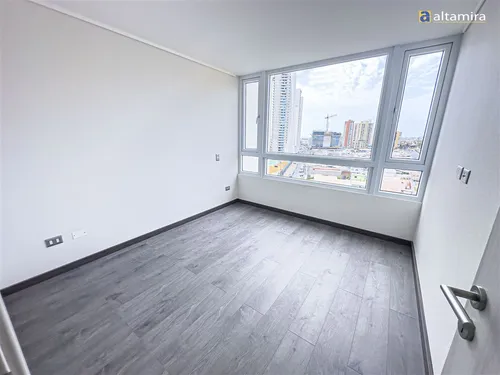 Departamento En Arriendo De 2 Dorm. En Iquique