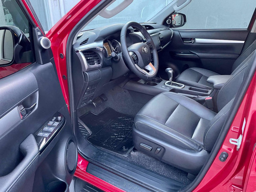Imagen 11 de 14 de Toyota Hilux 2021 2.8 Cd Srx 177cv 4x4 At