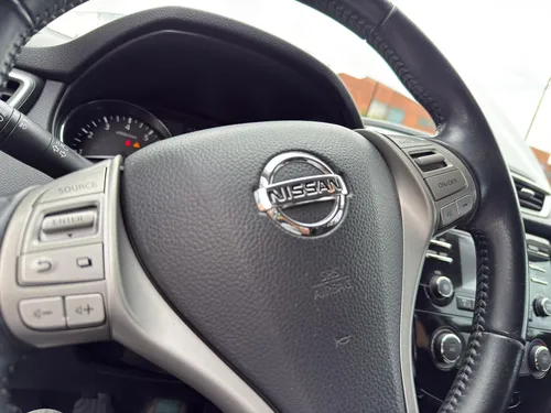 Nissan Qashqai ADVANCE 2.0 MEC 4X2