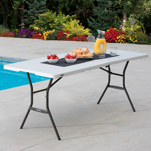 Imagen 2 de 10 de Mesa De Camping 1,80 Mts Plegable Valija Plástico Lifetime