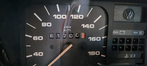 Imagem 10 de 11 de Volkswagen Voyage