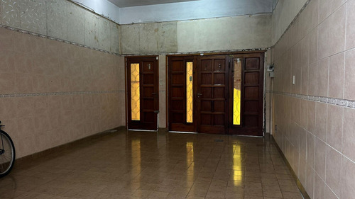 Venta Casa 2 Dormitorios Floresta Con Garage