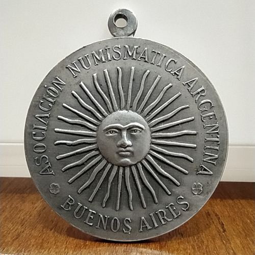 Antigua Medalla Asociación Numismática Argentina 1974