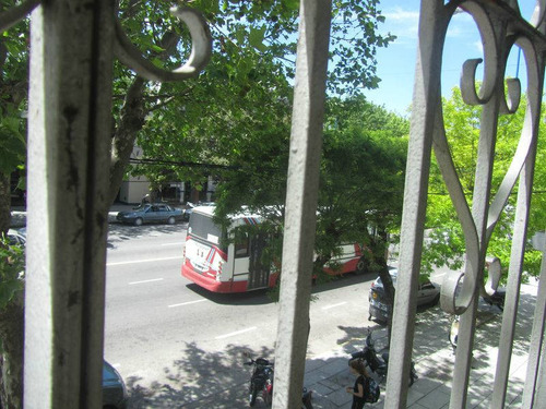 Imagen 12 de 17 de Venta Al Frente Con Balcon -estado Original Apto Credito- Apto Propfesionales