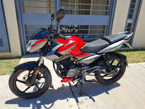 Moto Bajaj Rouser 125 Ns