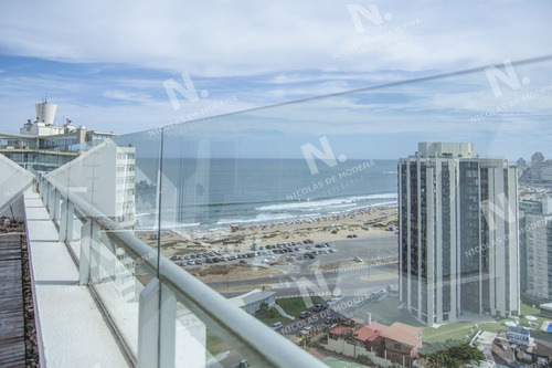 Imagen 1 de 30 de Espectacular Penthouse En Venta A Pasos Del Mar. 3 Dormitorios + Dependencia. Playa Brava. - Punta Del Este Brava