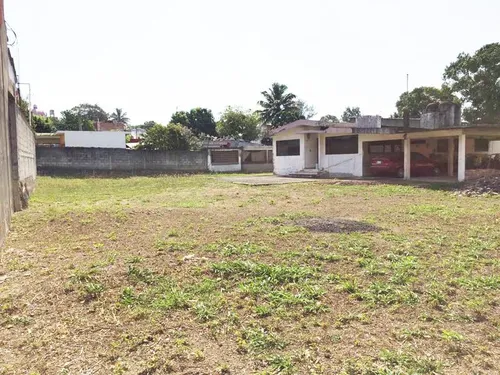 Venta Gran Terreno Con Casa 3 Rec. Col. Zapote Gordo Tuxpan Veracruz