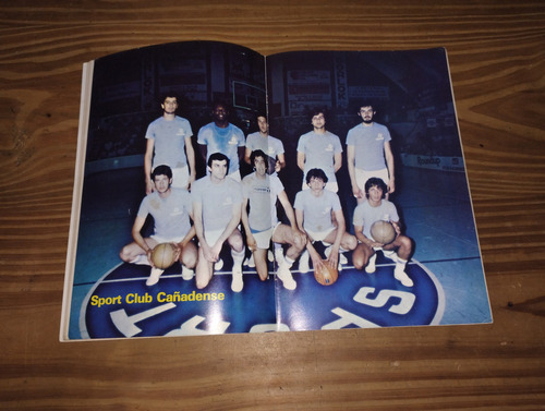 Revista Todo Basquet N° 0. Póster Sport Club Cañadense (Usado)