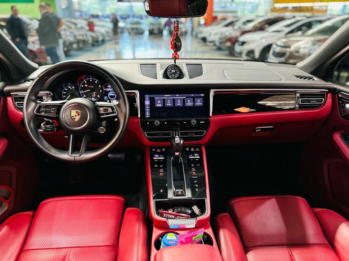 Porsche Macan 2.0 TURBO PDK