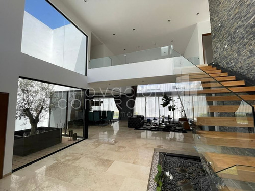 Casa En Venta En Pedregal De Vista Hermosa, Casa De Autor