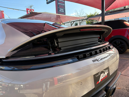 Porsche 911 Carrera Gts 2025