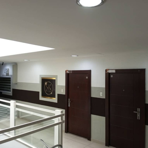 Oficina En Venta/ Avenida Fuerzas Aereas Grupo Profesional Del Sur/pg1112