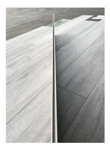 Imagen 3 de 8 de Piso Vinilico Aqua Linea Harmony Silver