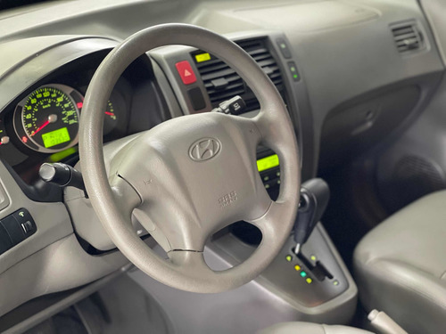 Imagem 8 de 15 de Hyundai Tucson 2017 2.0 Gls 4x2 Flex Aut. 5p