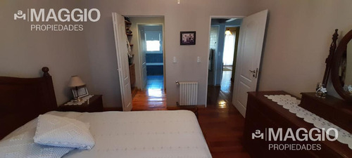 Venta Casa 5 Ambientes Haedo
