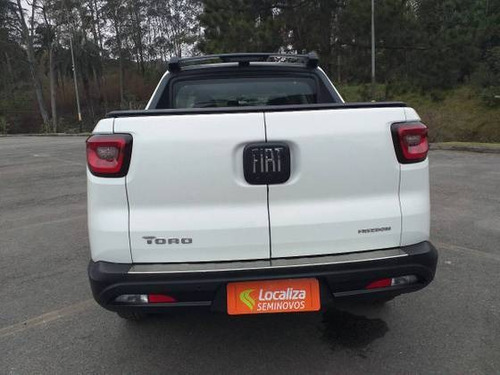 Imagem 2 de 9 de Fiat Toro 1.8 16v Evo Flex Freedom At6