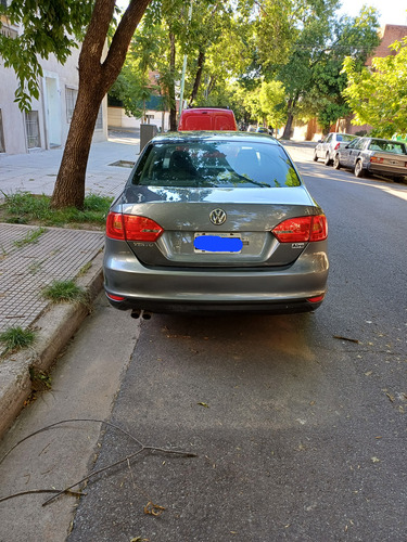 Volkswagen Vento 2.0 Advance 115cv