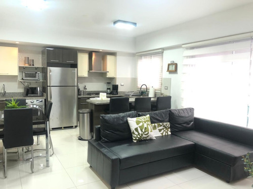 Imagen 5 de 7 de Alquiler Apartamento Amueblado En Piantini
