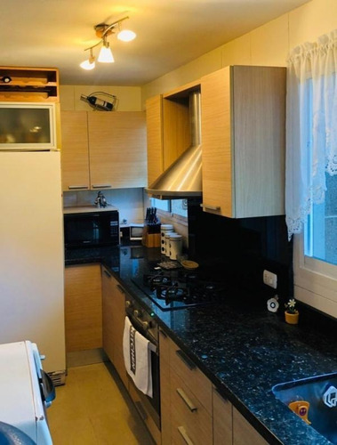 Imagen 3 de 11 de Apartamento En Venta Urb. La Tahona, Calle Cangilon.