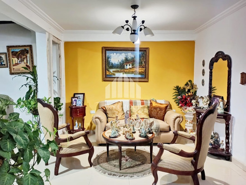 Imagen 3 de 18 de Bello Townhouse En Tazajal, Residencias Altos De Monte Alegre