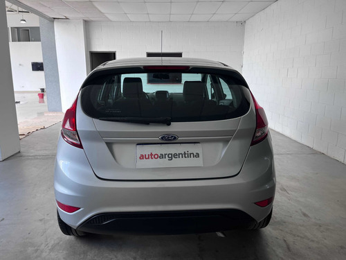 Imagen 7 de 25 de Ford Fiesta Kinetic Design 2018 1.6 Se