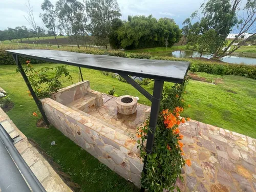 Casa Campestre Moderna Y Con Vista A Un Lago
