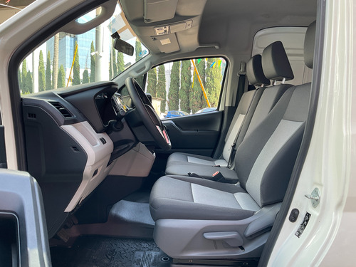 Toyota Hiace 2.7 Panel Super Larga Mt