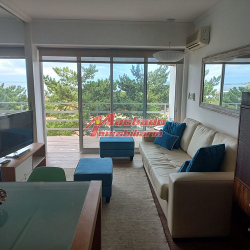 Imagen 5 de 18 de Apartamento En Venta, Primera Linea De La Playa Mansa.