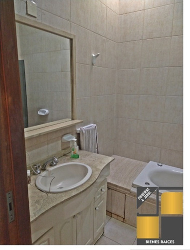 Imagen 9 de 14 de Casa En Venta En Lanus Oeste