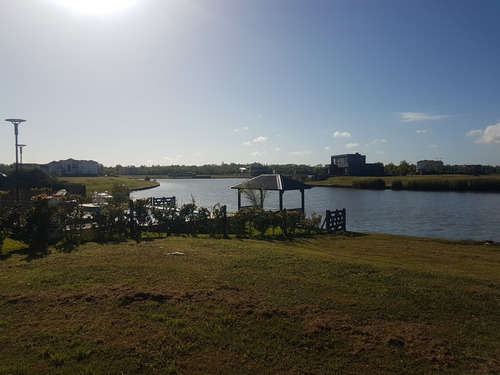 Lote Puertos Del Lago Muelles