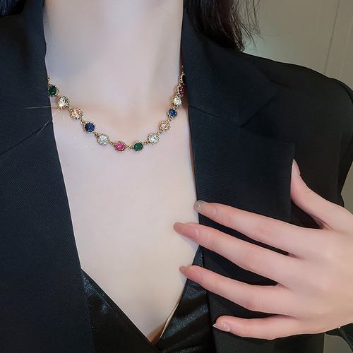 Collar Con Círculo De Diamantes De Imitación