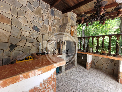 Casa En Venta El Castaño 001jsc