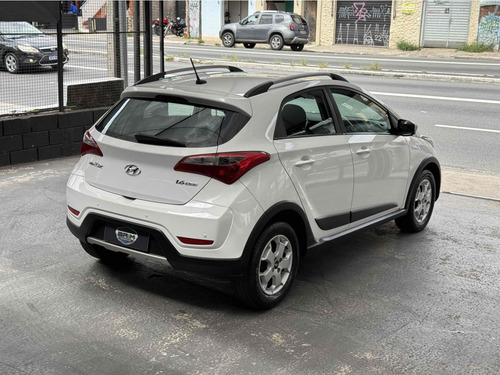 Hyundai HB20X 1.6 16V STYLE FLEX 4P MANUAL