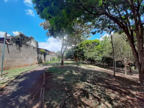 Imagem 2 de 10 de Casas - Ref: V3847