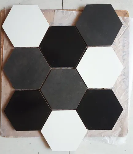 Hexágono Cerámico 110mm 32,5x39,5cm Mix Gris Negro Blanco