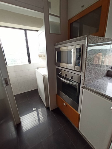Imagen 26 de 30 de Fernando Guerrero Vende Apartamento En La Urb El Bosque Res Los Himalaya Foa-2307