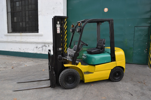 Autoelevador Komatzu Modelo: Fd 257-16d Año: 2008