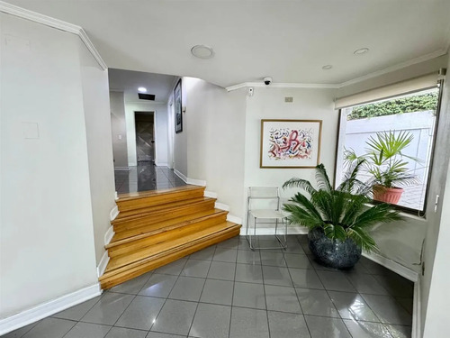 Local Comercial En Venta En Vitacura