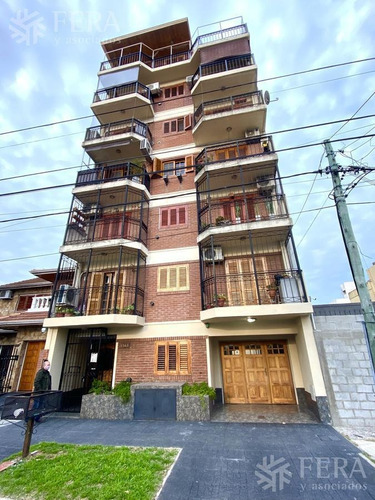 Imagen 1 de 9 de Venta De Departamento De 3 Ambientes Con Balcón En Wilde (28157)