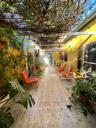 Casa En Venta Calle 35 Entre 24 Y 25 La Plata
