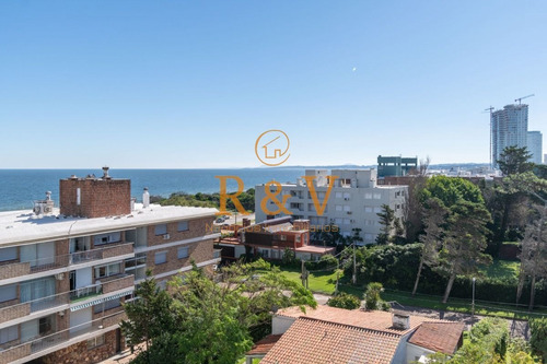 Imagen 10 de 23 de Apartamento De Dos Dormitorios En Venta Reciclado En Venta