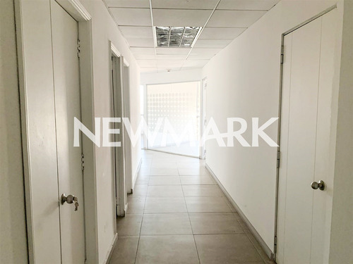 Oficina En Arriendo En Providencia