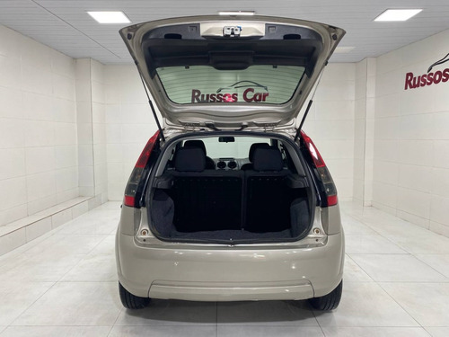 Ford Fiesta 1.0 ROCAM HATCH 8V FLEX 4P MANUAL