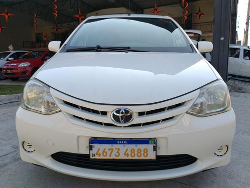 Imagem 3 de 12 de Toyota Etios Xs Sedan 1.5 Flex 16v 4p Manual