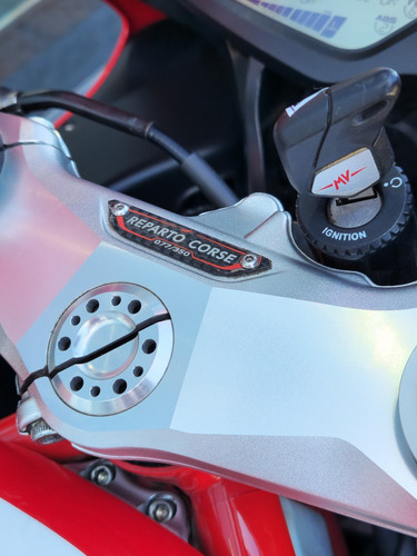 Imagen 5 de 25 de Mv Agusta F3 Rc 675, No Yamaha R1, No Honda, Cbr, 600 Mi