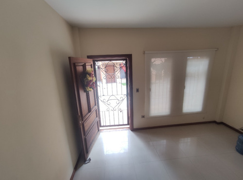 Imagen 14 de 22 de Casa / Townhouse En Barrio Sucre, Maracay 04121994409