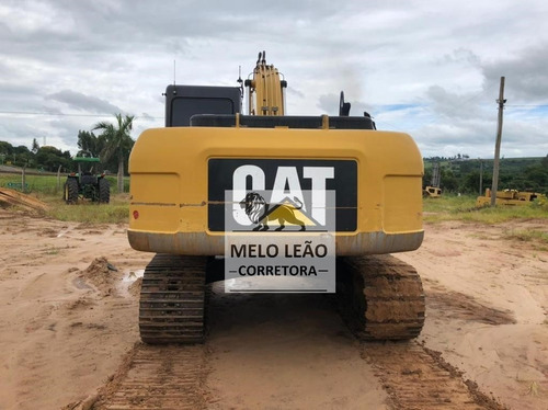 Escavadeira Caterpillar 320d - Ano 2011