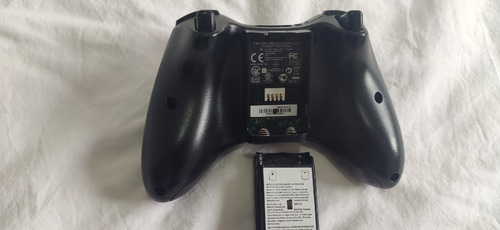 Controle Microsoft Xbox 360 Original Preto (Recondicionado)