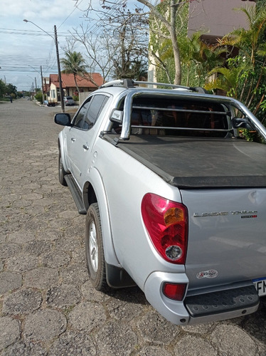 Imagem 3 de 13 de Mitsubishi L200 Triton