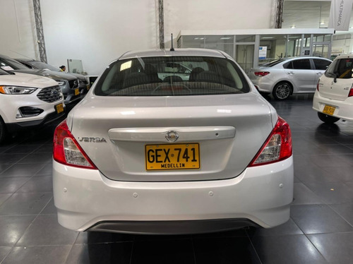 Nissan Versa Mecanico 4x2 Gasolina